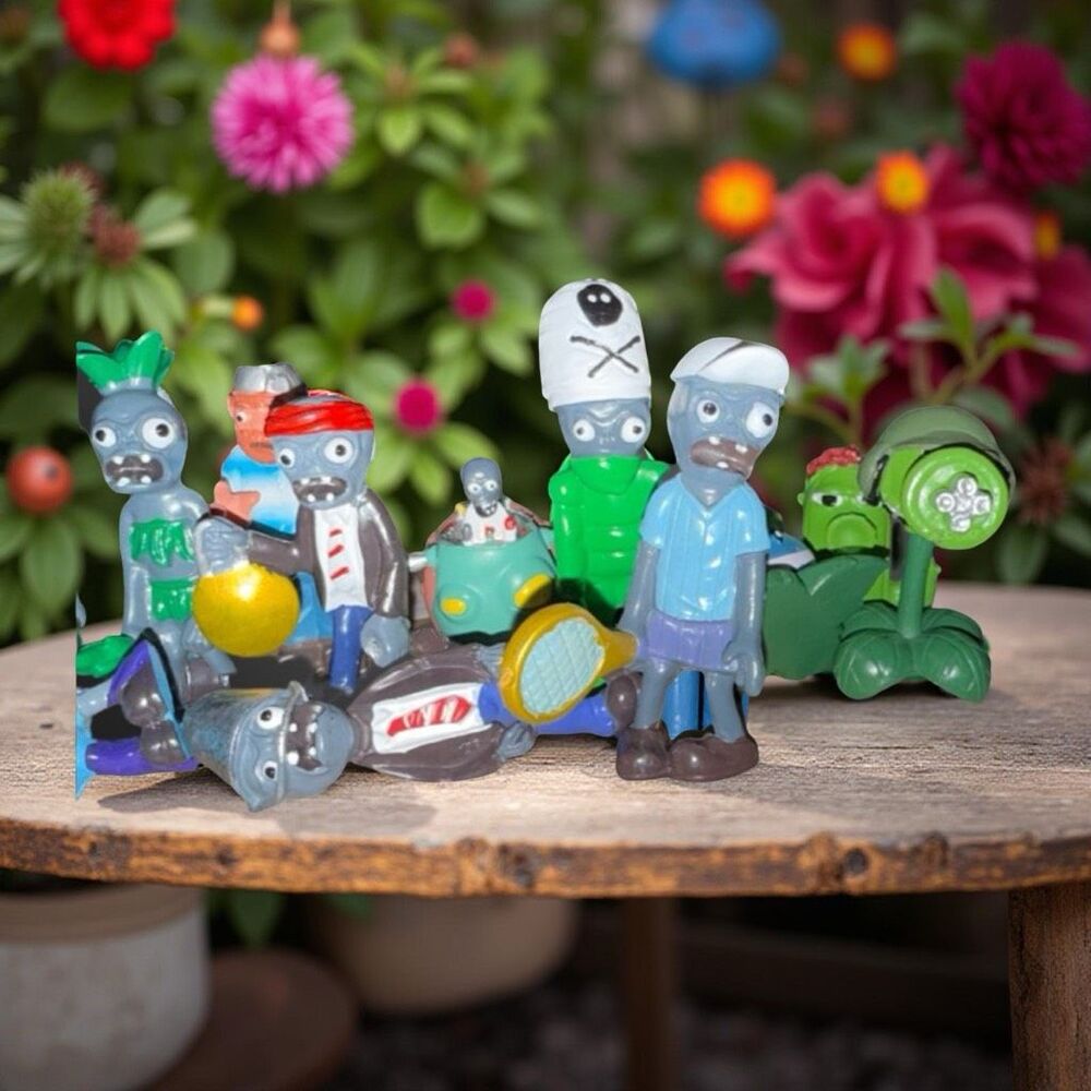Planet Vs Zombies PVC Cake Toppers Figures B21